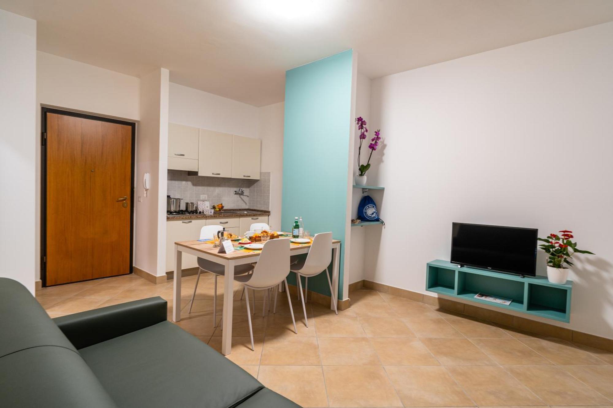 Club Del Sole Stork Family Collection Hotel Giulianova Exterior photo